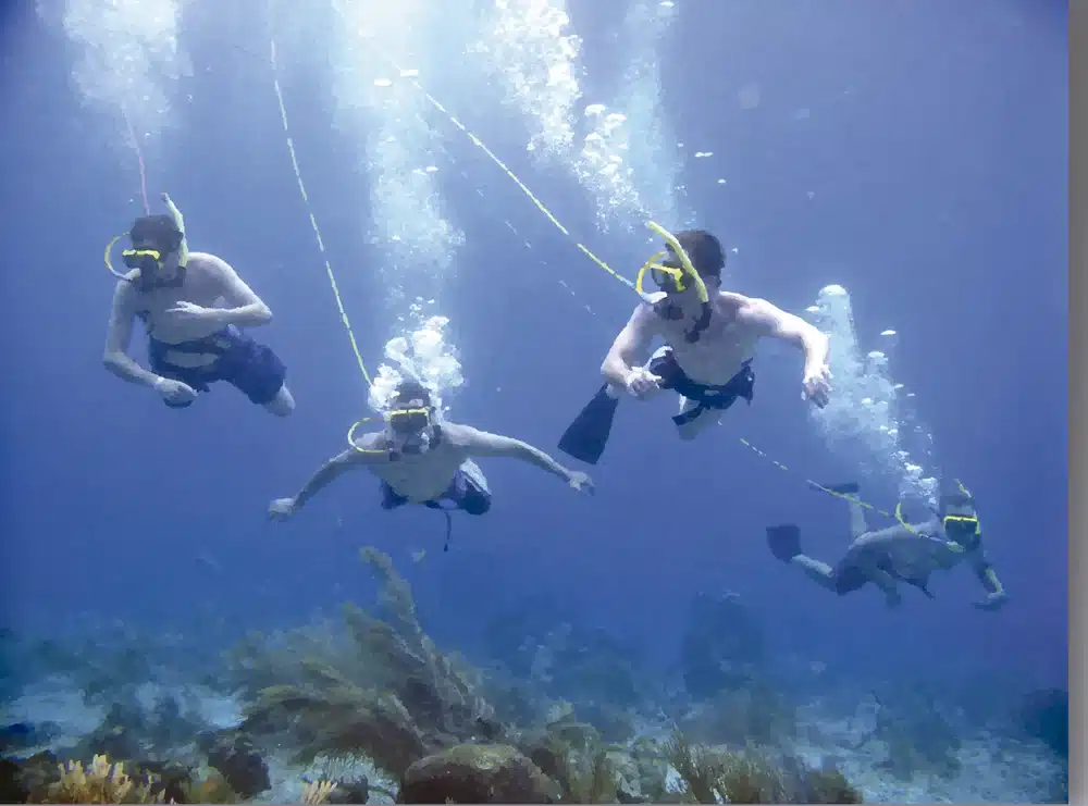HOOKA DIVING GROUP